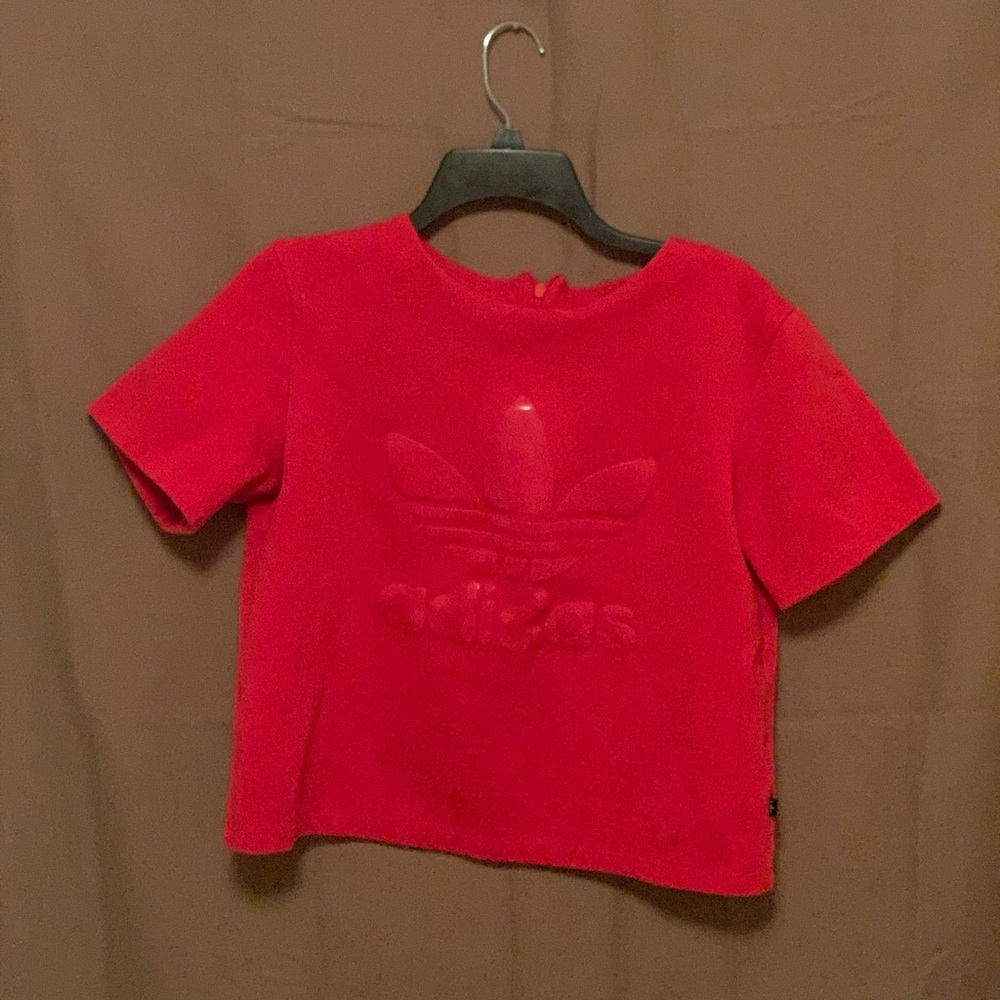 Adidas crop top size medium red 🔥zips in back